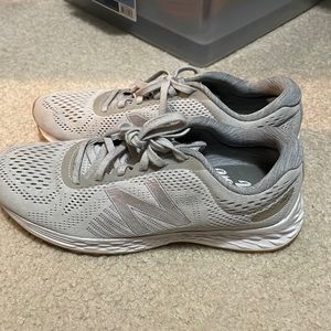 Women’s New Balance Arishi Fresh Foam